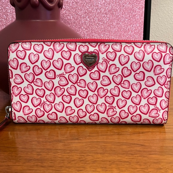Coach Pink Heart Pattern Zip Around Wallet - Picture 2 of 12